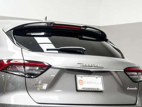 Used 2021 Maserati Levante GTS image 14