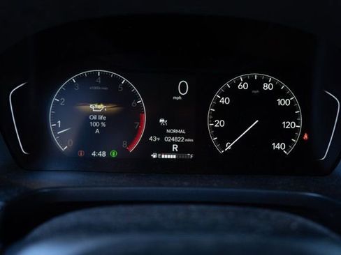 Used 2024 Honda Pilot TrailSport image 20