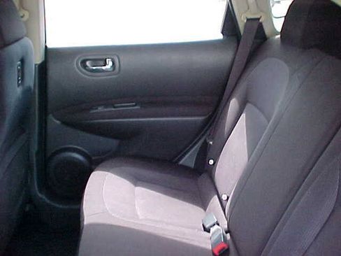 Used 2013 Nissan Rogue S w/ Special Edition Pkg AWD/4WD image 14