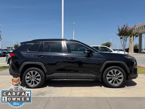 Used 2023 Toyota RAV4 XLE Premium FWD image 19