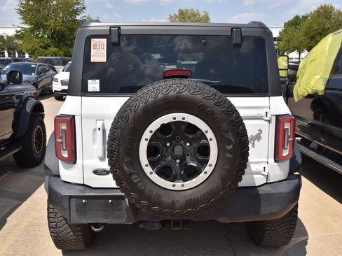 Certified 2023 Ford Bronco Outer Banks w/ Sasquatch Package AWD/4WD image 6