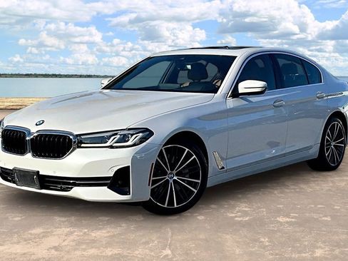 Used 2023 BMW 530i w/ Premium Package RWD image 1