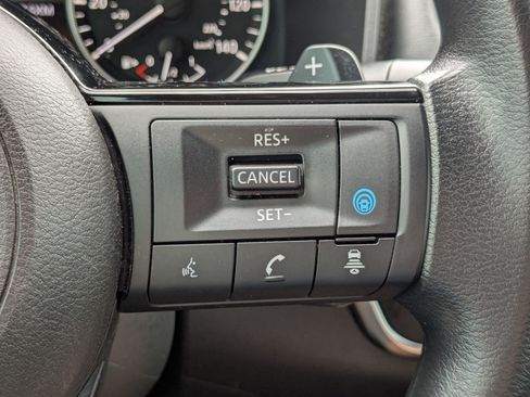 Used 2023 Nissan Rogue SV AWD/4WD image 20