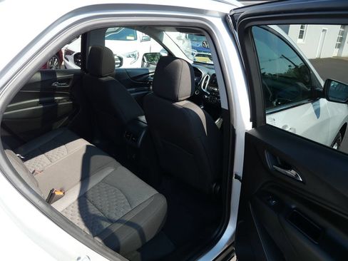 Used 2019 Chevrolet Equinox LT AWD/4WD image 24