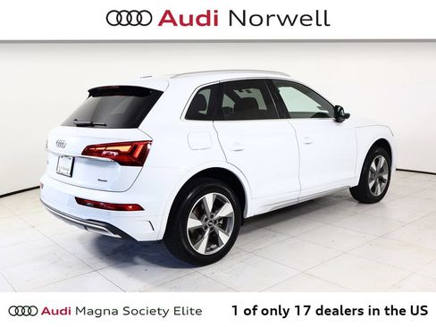 Used 2023 Audi Q5 2.0T Premium w/ Convenience Package AWD/4WD image 17
