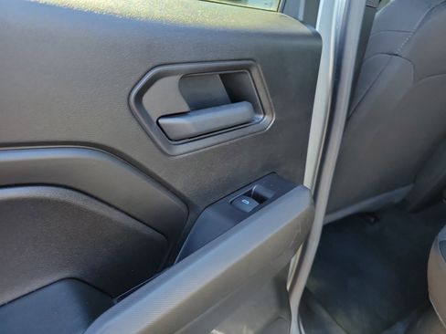 Used 2025 Chevrolet Colorado W/T w/ WT Custom Package RWD image 13
