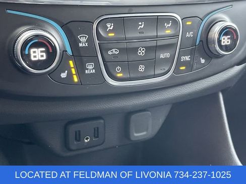 Certified 2023 Chevrolet Traverse LT image 17