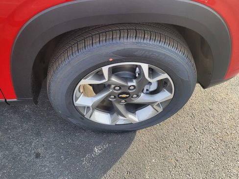 New 2026 Chevrolet Trax LT image 15