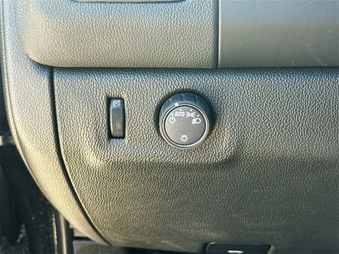 Used 2021 Chevrolet Colorado LT image 10