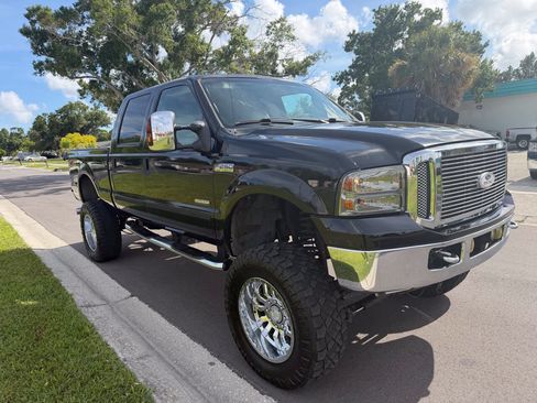 Used 2007 Ford F250 Lariat AWD/4WD image 2