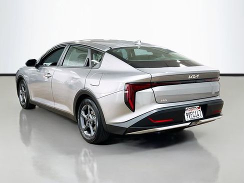 Certified 2025 Kia K4 FWD image 5