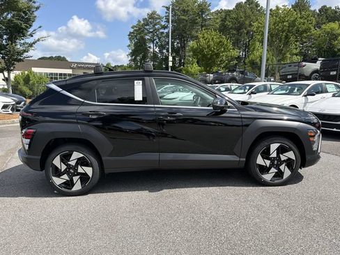 New 2026 Hyundai Kona Limited FWD image 8