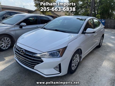 Used 2020 Hyundai Elantra SE w/ Cargo Package (C1) FWD image 1