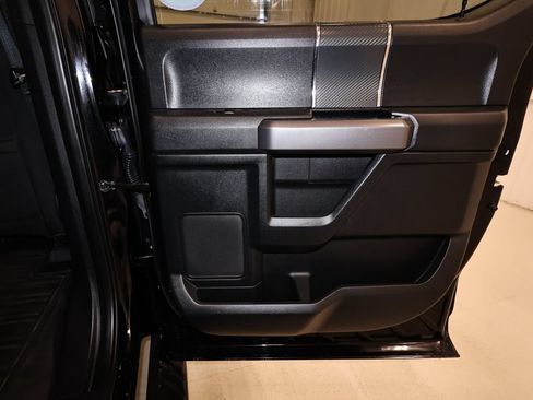 Used 2019 Ford F150 XLT w/ Equipment Group 302A Luxury AWD/4WD image 11