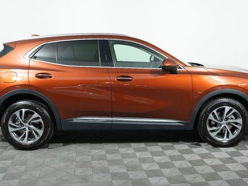 Used 2022 Buick Envision Essence w/ Safety Package FWD image 4