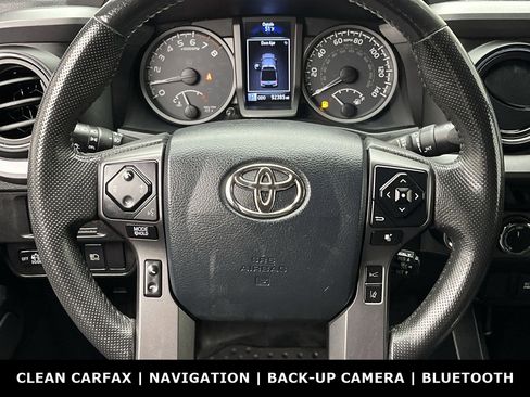 Used 2018 Toyota Tacoma TRD Sport AWD/4WD image 13