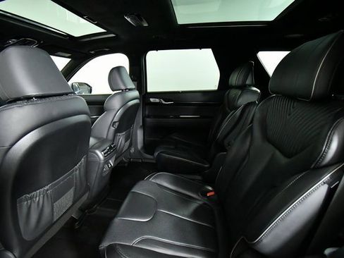 Used 2024 Hyundai Palisade Calligraphy image 26