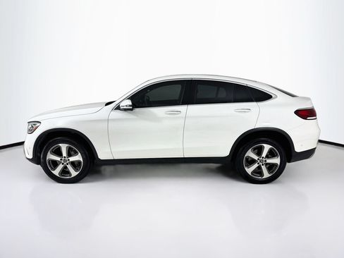 Used 2023 Mercedes-Benz GLC 300 4MATIC Coupe image 5