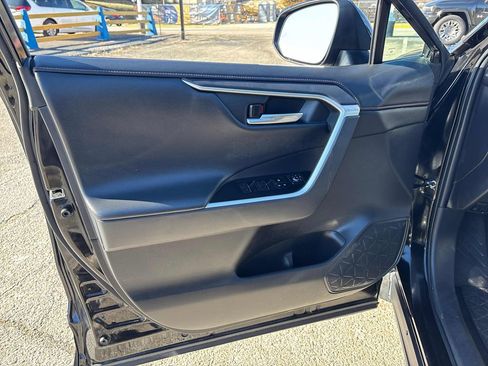 Used 2023 Toyota RAV4 Adventure image 9