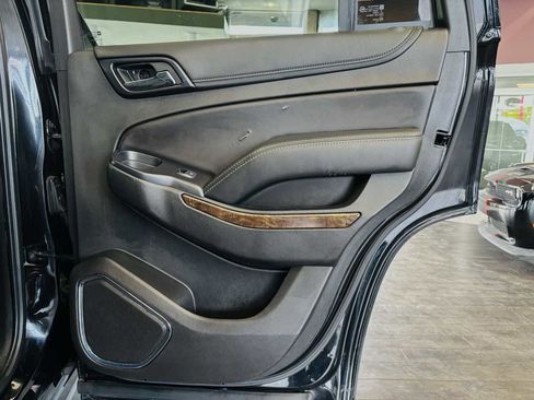 Used 2018 Chevrolet Tahoe 4WD image 34