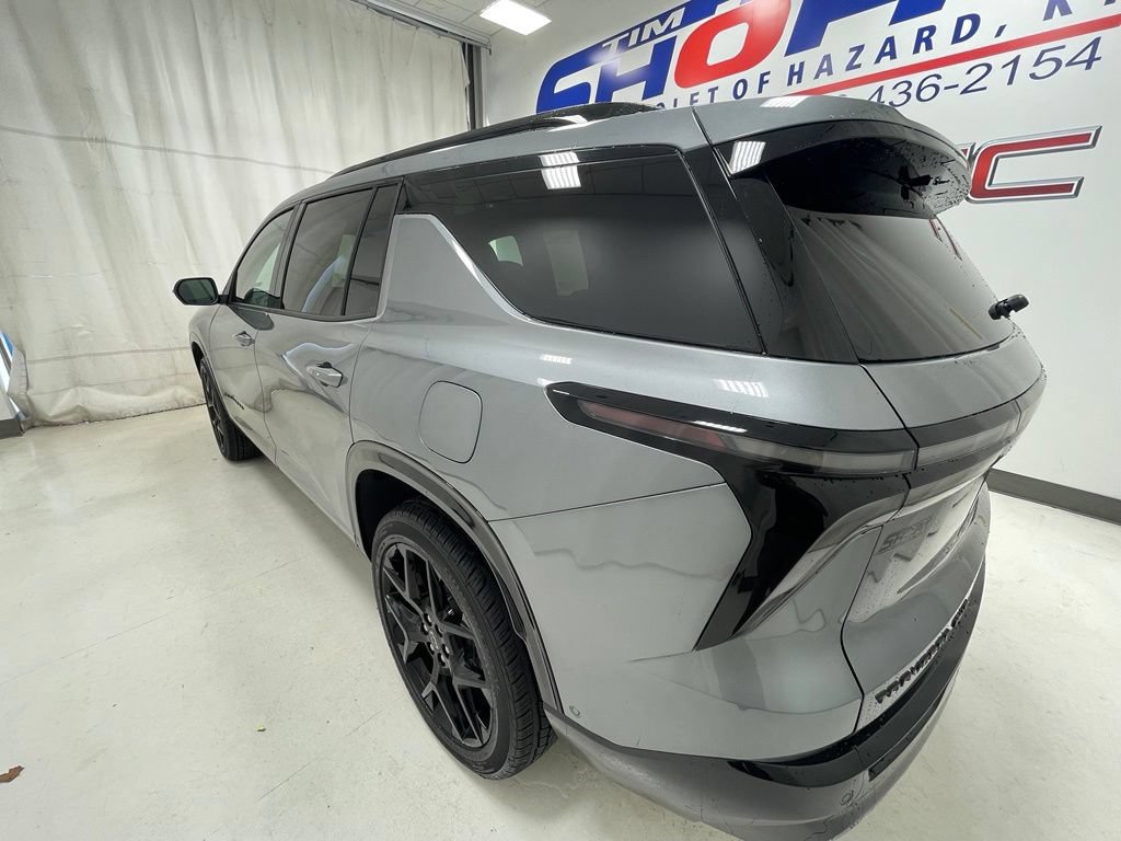 New 2026 Chevrolet Traverse RS w/ LPO, Floor Liner Package AWD/4WD image 10