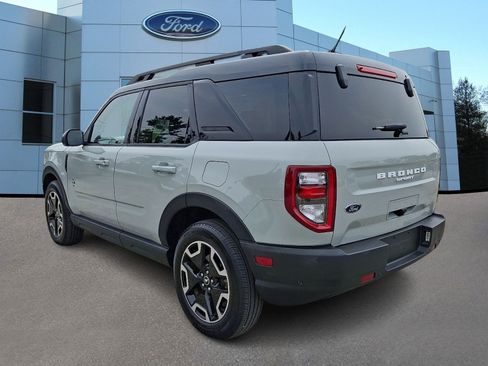 Certified 2024 Ford Bronco Sport Outer Banks w/ Tech Package AWD/4WD image 5