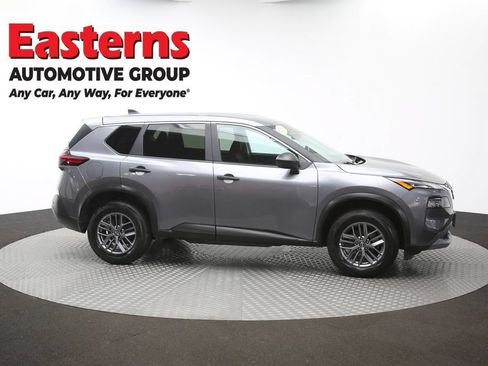 Used 2023 Nissan Rogue S AWD/4WD image 46