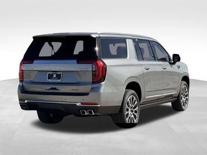 New 2026 GMC Yukon XL Denali w/ Sun & Power Step Package
