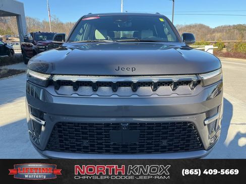 New 2026 Jeep Grand Wagoneer Summit w/ Rear Seat Video Group I AWD/4WD image 35