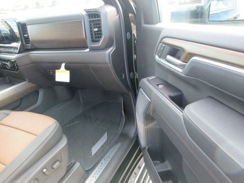 New 2026 Chevrolet Silverado 3500 High Country w/ High Country Premium Package image 20