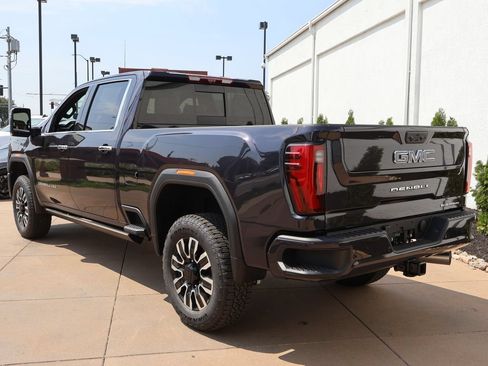 New 2026 GMC Sierra 2500 Denali Ultimate w/ Max Trailering Package AWD/4WD image 4