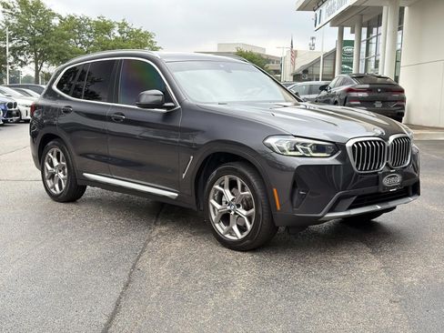 Used 2022 BMW X3 xDrive30i w/ Convenience Package AWD/4WD image 3