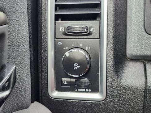 Used 2017 RAM 1500 Big Horn AWD/4WD image 23