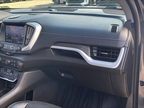 Used 2019 GMC Terrain SLT w/ Preferred Package image 13