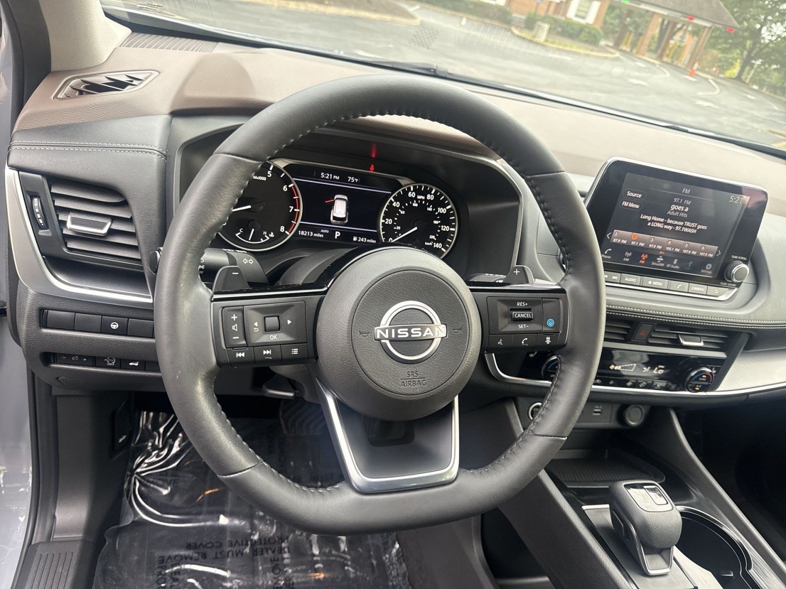 Used 2023 Nissan Rogue SV w/ SV Premium B Package AWD/4WD image 16