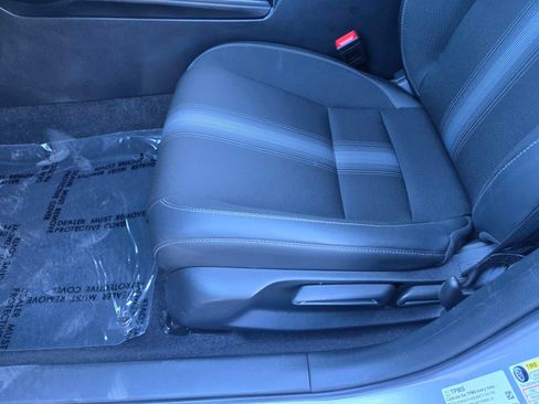 Used 2025 Honda Civic Sport image 10
