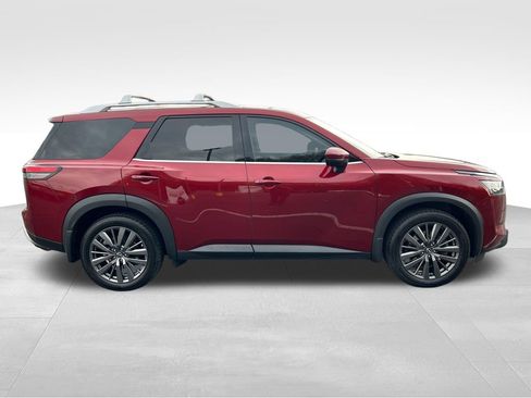 Used 2022 Nissan Pathfinder SL w/ SL Premium Package AWD/4WD image 6
