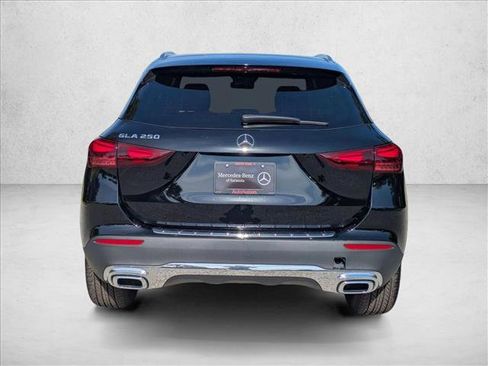 New 2026 Mercedes-Benz GLA 250 image 8