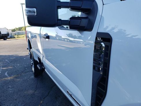 New 2026 Ford F350 XL w/ FX4 Off-Road Package AWD/4WD image 26