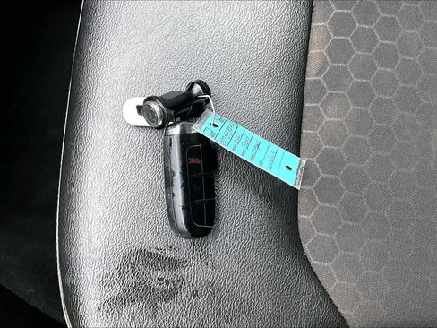 Used 2021 Jeep Compass Latitude FWD image 14