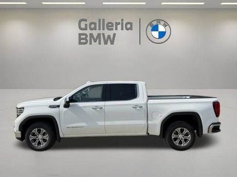 Used 2025 GMC Sierra 1500 SLT RWD image 10