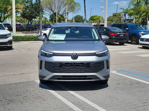 New 2026 Volkswagen Tiguan S FWD image 2