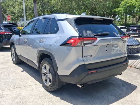 Used 2025 Toyota RAV4 XLE AWD/4WD image 3