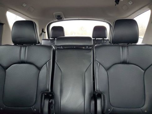 Used 2023 Honda Pilot Elite image 21