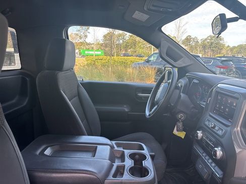 Used 2020 GMC Sierra 1500 2WD Regular Cab w/ Sierra Value Package image 18