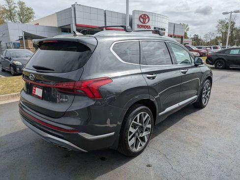 Used 2022 Hyundai Santa Fe Calligraphy FWD image 4