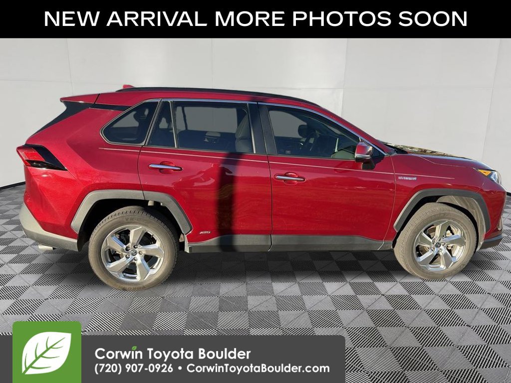 Used 2021 Toyota RAV4 Limited AWD/4WD image 9