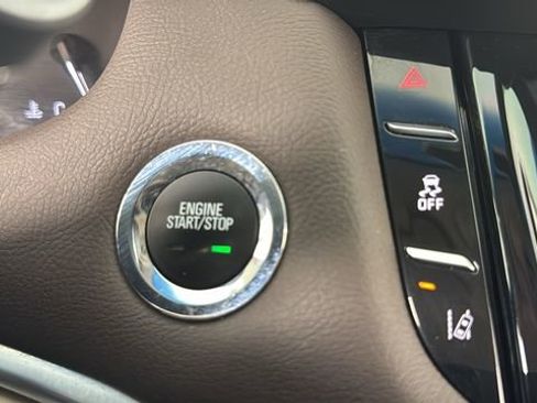 Used 2015 Cadillac XTS Luxury w/ Driver Awareness Package image 23