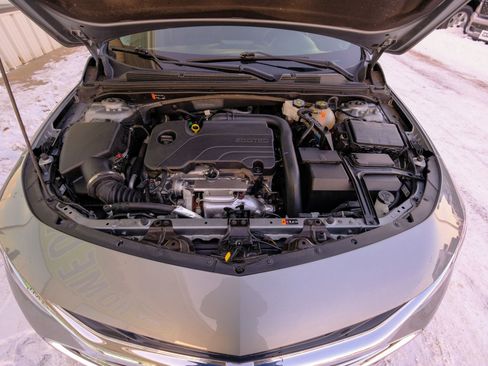 Used 2024 Chevrolet Malibu LT image 41