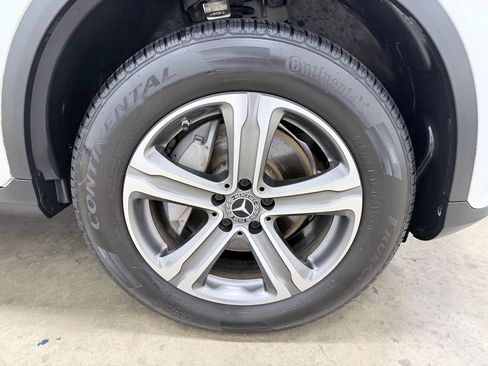 Used 2018 Mercedes-Benz GLC 300 image 11